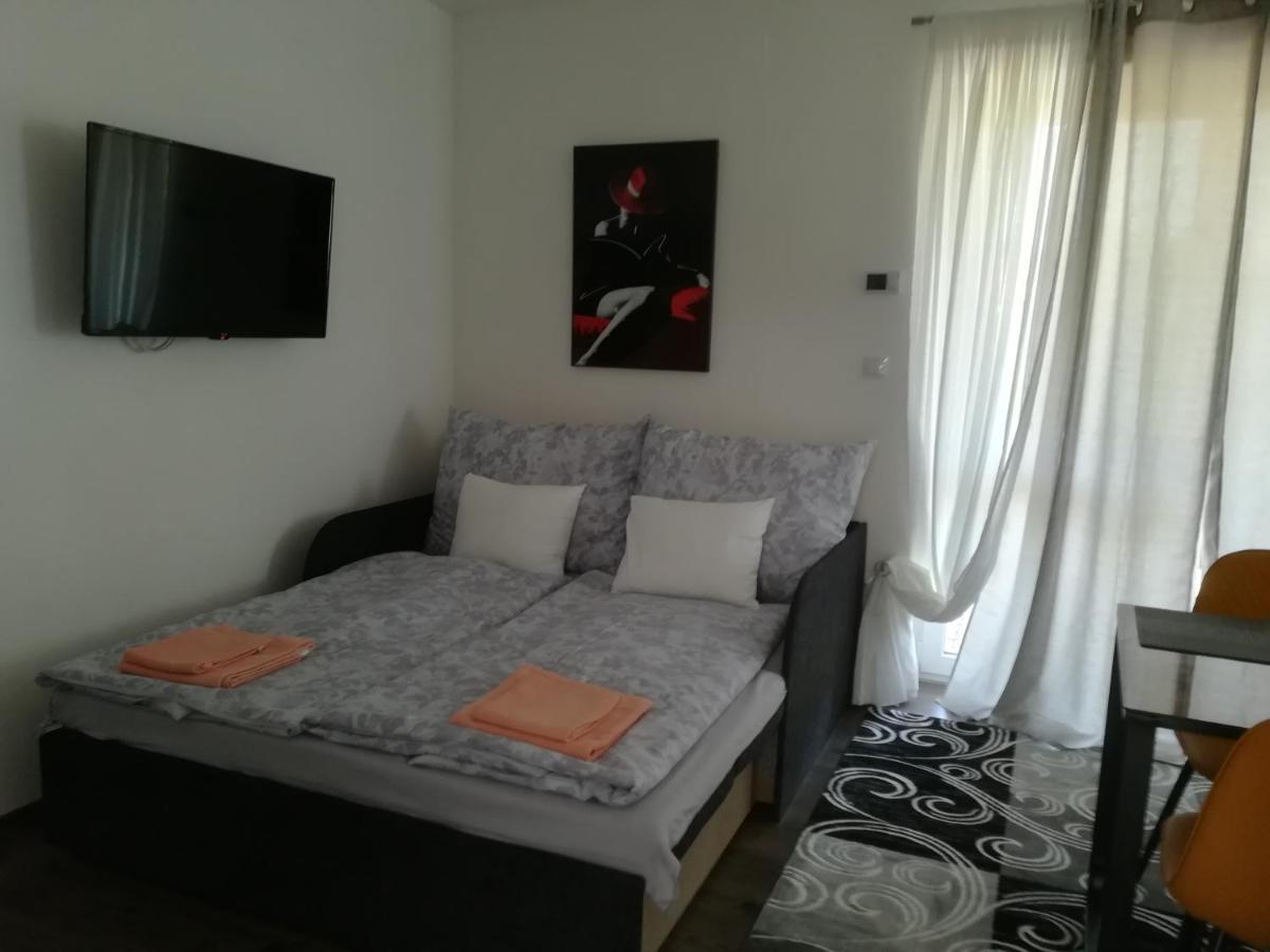 Apartament Edina Vendeghaz-Gyenesdiás Zewnętrze zdjęcie