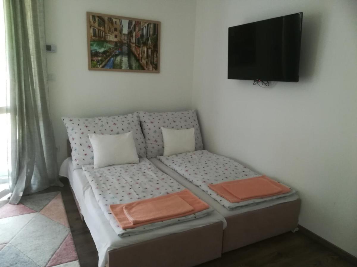 Apartament Edina Vendeghaz-Gyenesdiás Zewnętrze zdjęcie