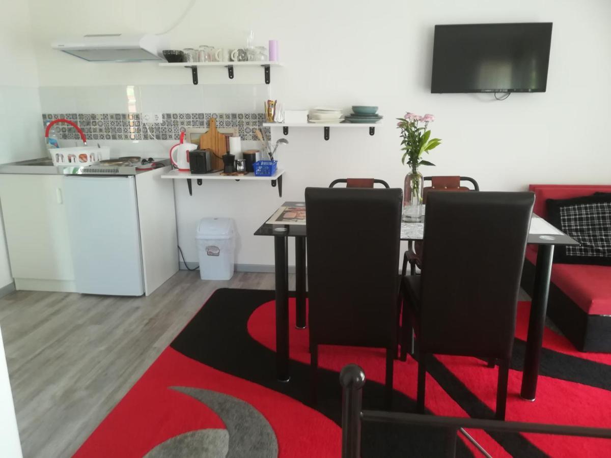 Apartament Edina Vendeghaz-Gyenesdiás Zewnętrze zdjęcie