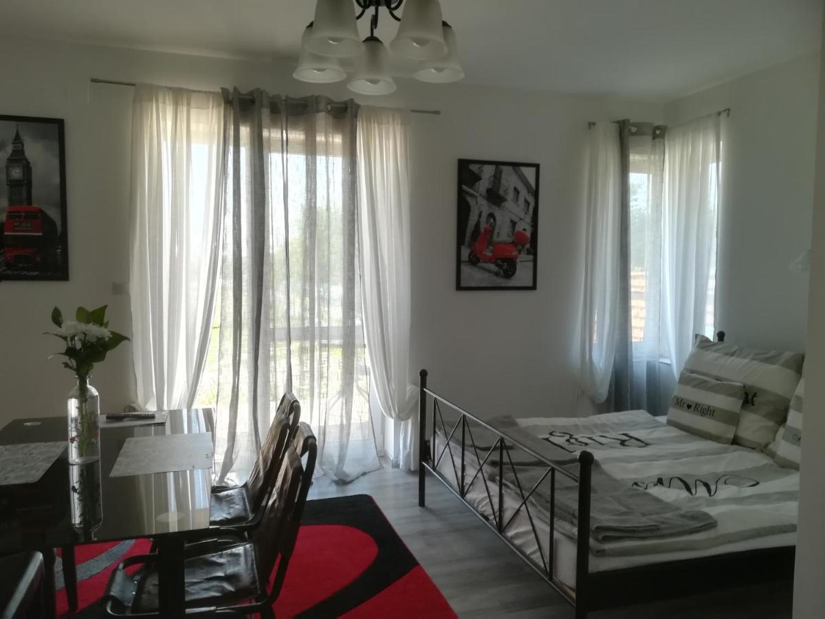 Apartament Edina Vendeghaz-Gyenesdiás Zewnętrze zdjęcie