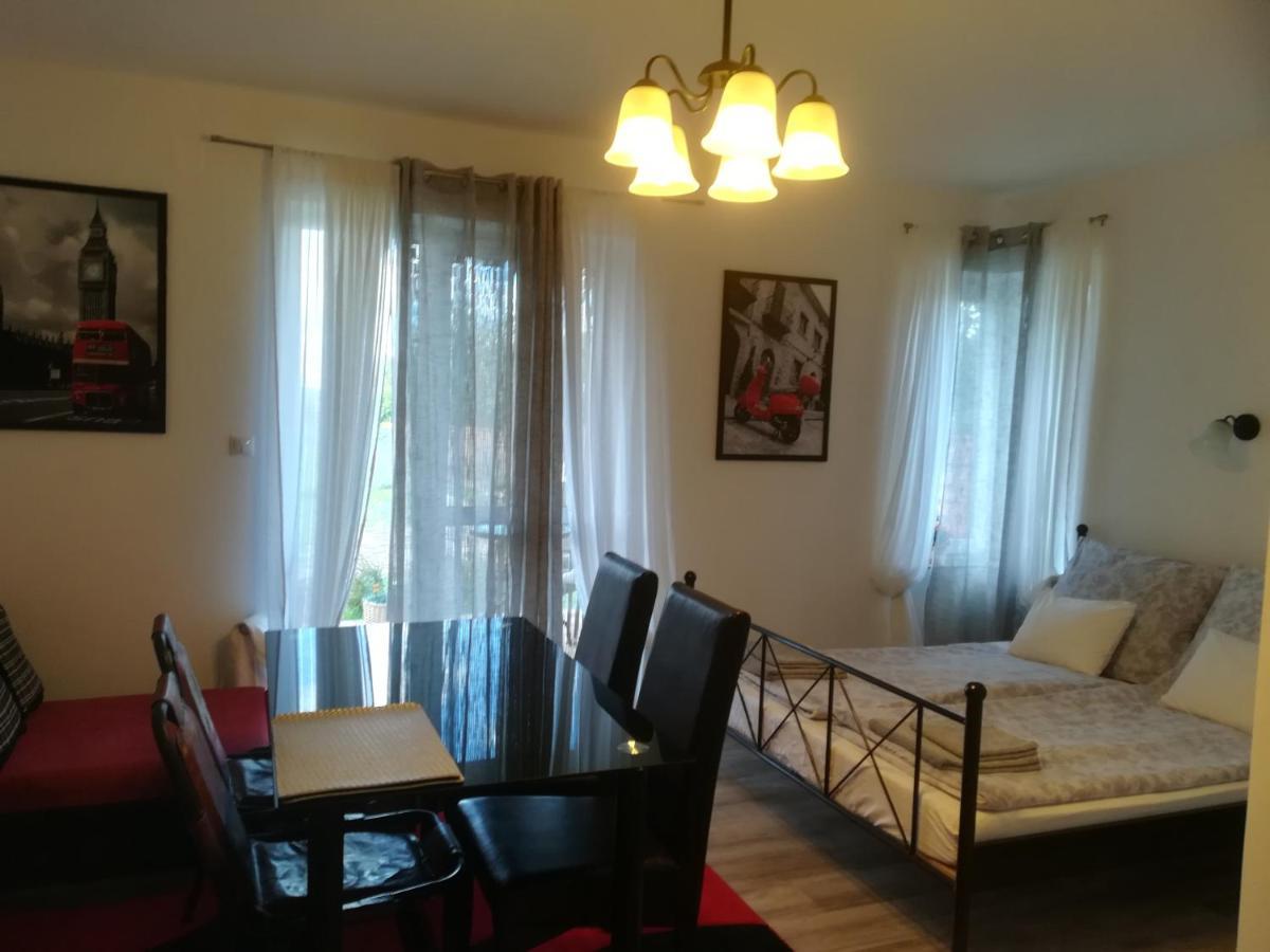 Apartament Edina Vendeghaz-Gyenesdiás Zewnętrze zdjęcie