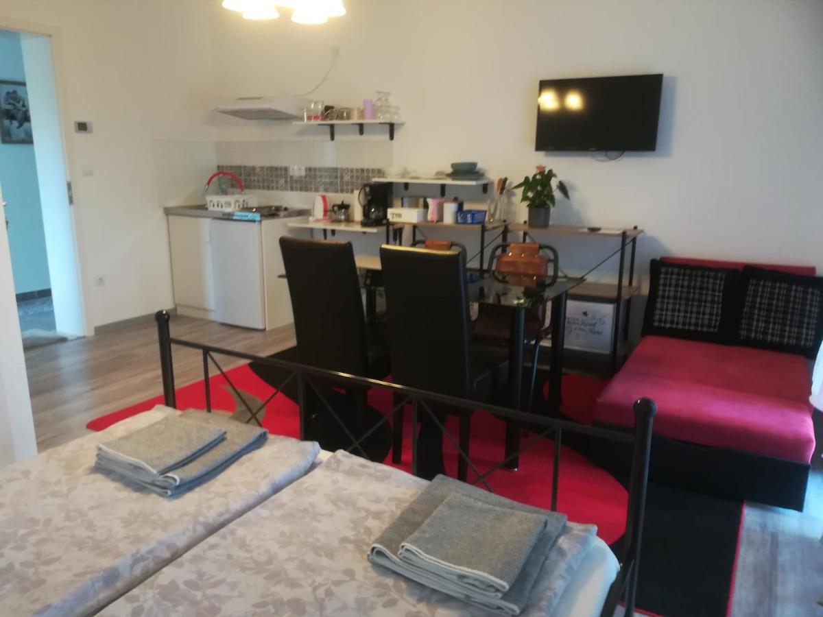 Apartament Edina Vendeghaz-Gyenesdiás Zewnętrze zdjęcie